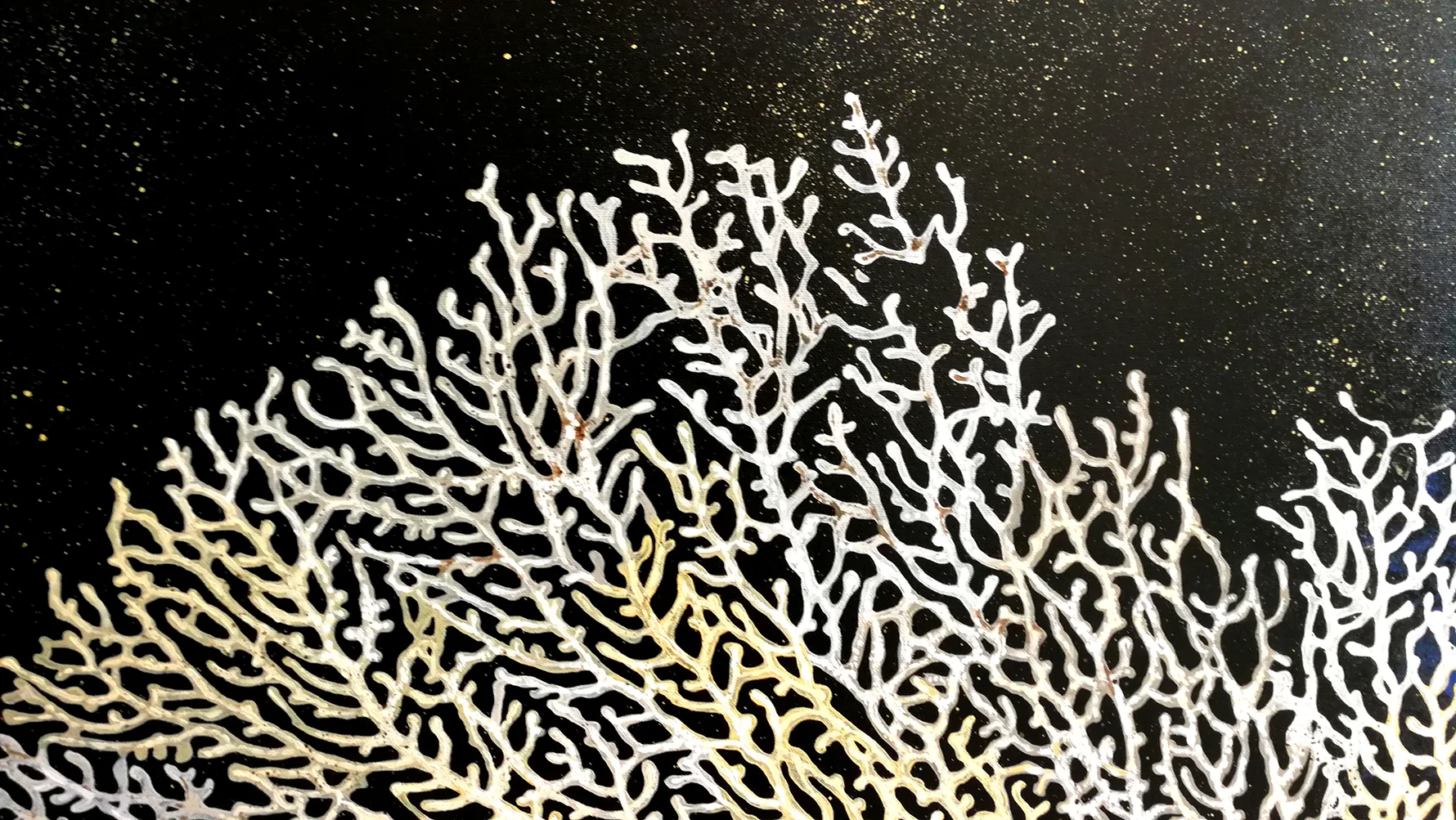 Detail of a painting called Movement Lapis Lazuli, depicting a coral, made in 2022 with acrylic technique